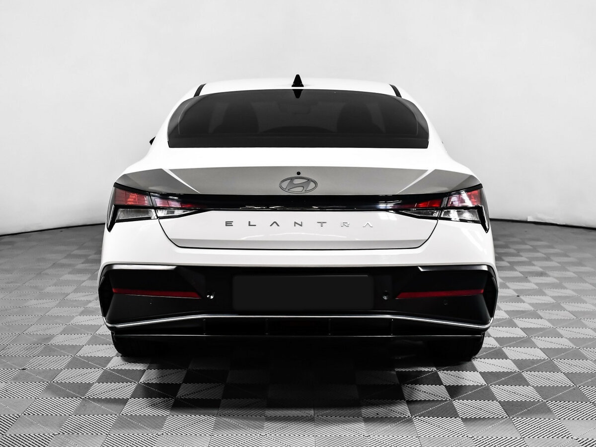 Купить Hyundai Elantra с пробегом. Фото: #5