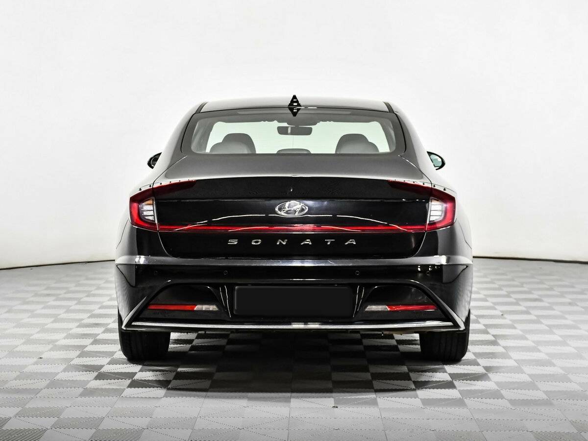Купить Hyundai Sonata с пробегом. Фото: #4