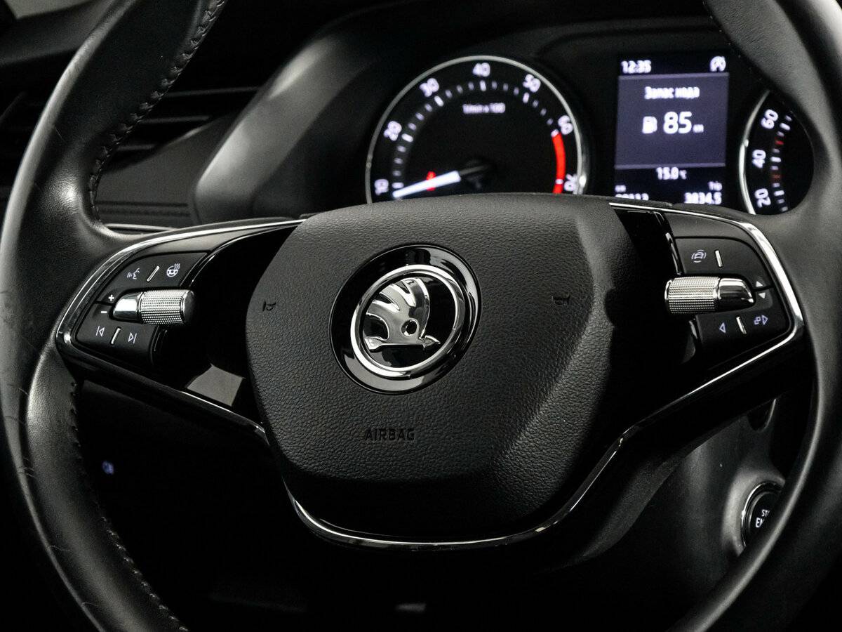 Купить Skoda Octavia с пробегом. Фото: #9