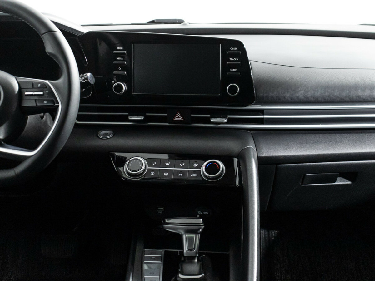 Купить Hyundai Elantra с пробегом. Фото: #13