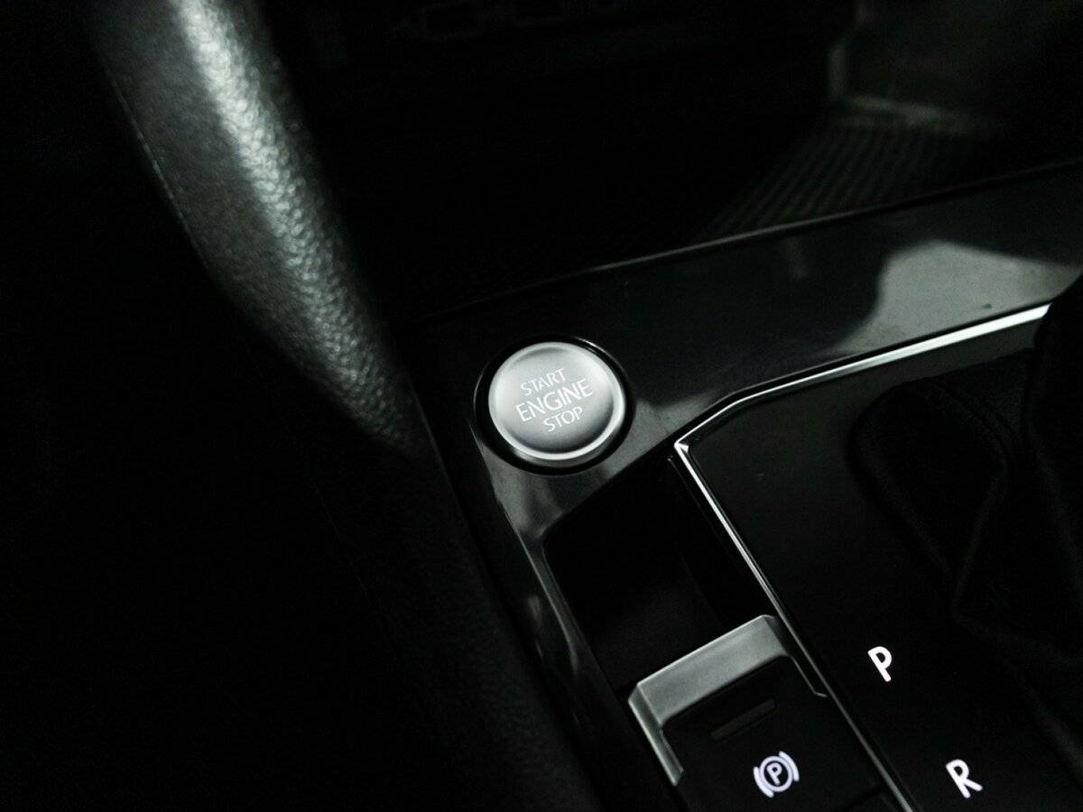 Купить Volkswagen Tiguan с пробегом. Фото: #14