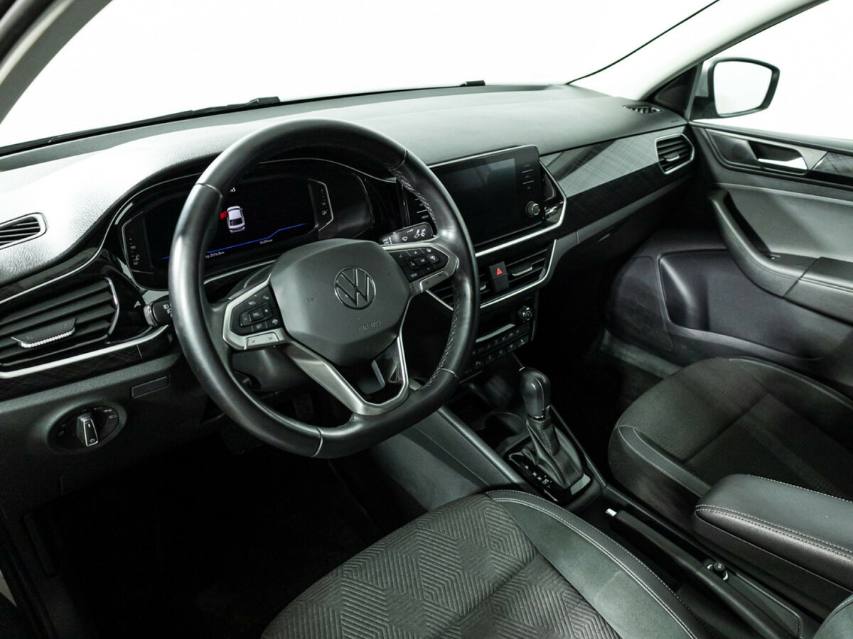 Купить Volkswagen Polo с пробегом. Фото: #8