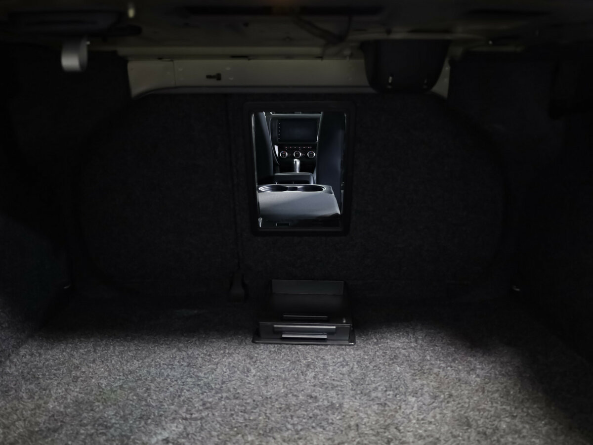 Купить Volkswagen Jetta с пробегом. Фото: #20