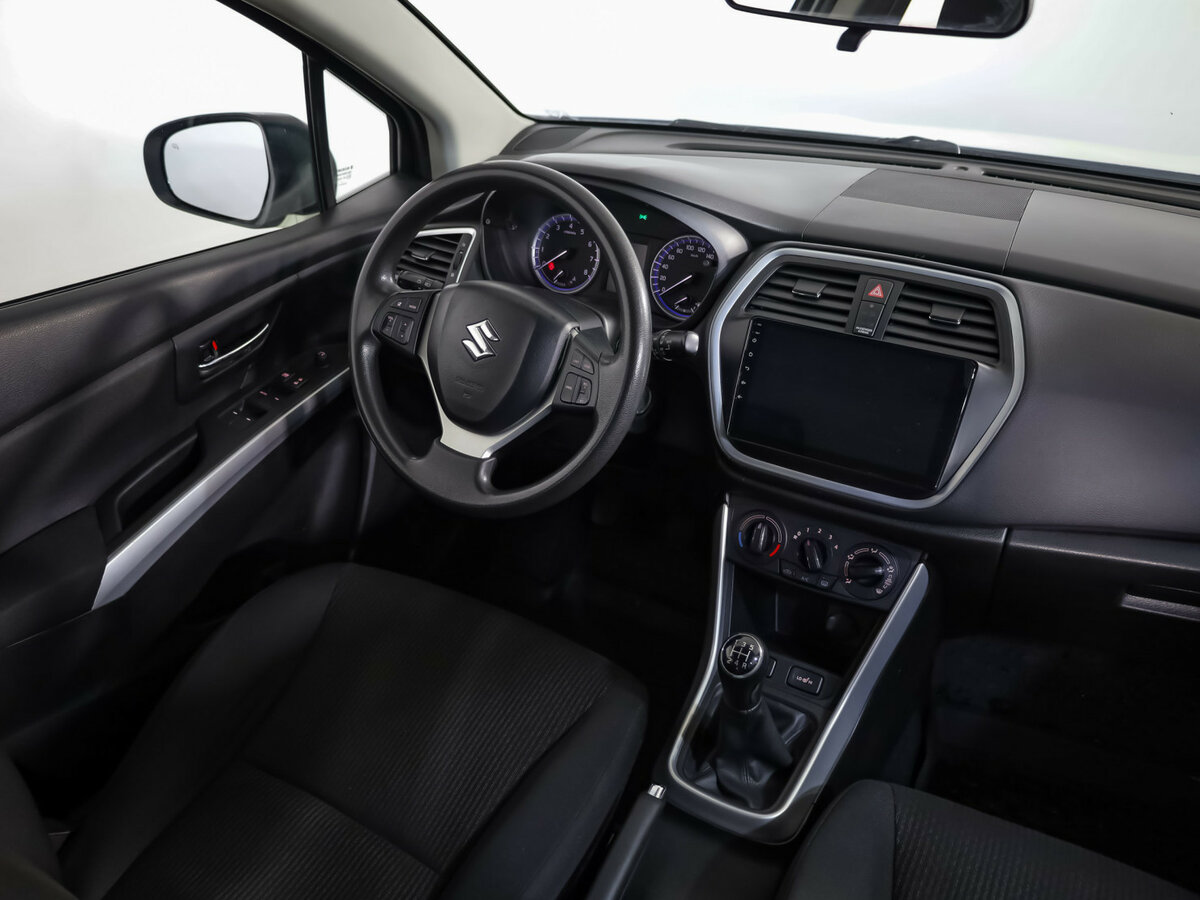 Продажа Б/У Сузуки С-Икс4. Фото: #6