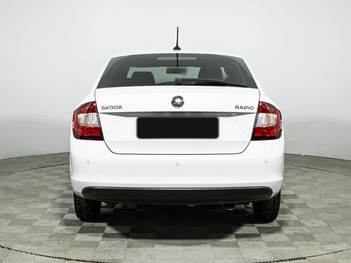 Купить Skoda Rapid с пробегом. Фото: #5