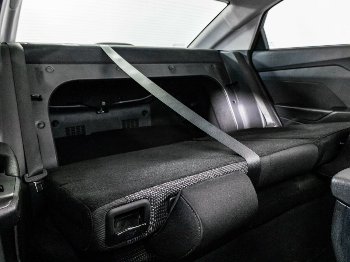 Купить Hyundai Solaris с пробегом. Фото: #20